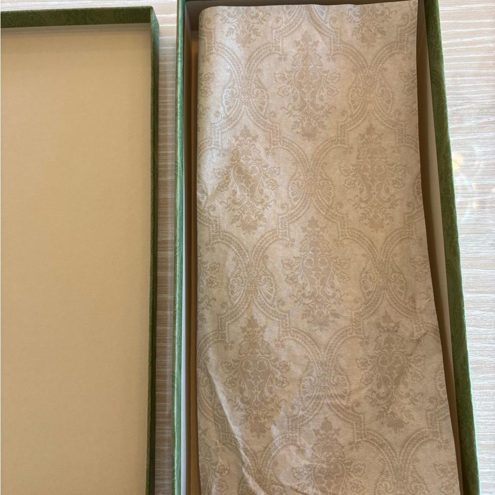 Gucci Black GG Silk Jacquard Tie - Picture 4 of 4